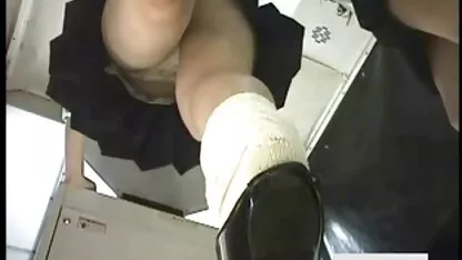 Toying britische kostenlose pornovideos ansehen Brünette Honestys Outdoor-Masturbation