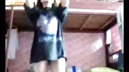 Nikki Rhodes und Kylee Reece youtube porno videos gratis Teen Threesome 420