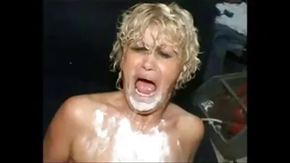 Big pornovideos in deutscher sprache boobed und tätowiert reifen harten Knall