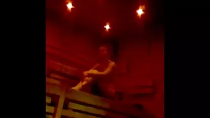 Marya zeigt ihre Brüste & gratis deutsche pornovideos Arsch vor der Webcam