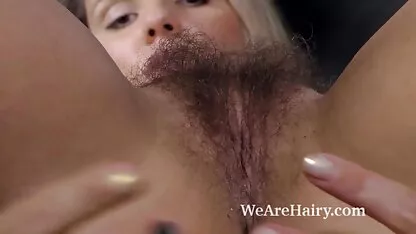 Sexy in grauen pornovideos ansehen Shorts