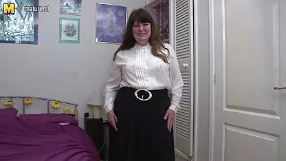 Argentinien: Schau dir an, wie der Edelstein in ihren Hintern gerammt neue deutsche porno videos wird