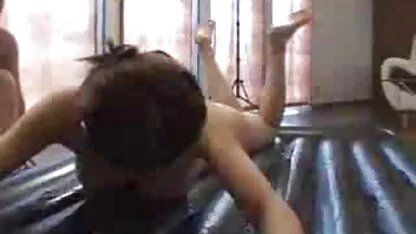 Sie braucht pornovideos hd einen echten Schwanz