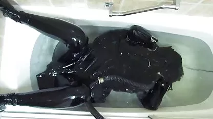 Einführung eines romantische pornovideos pinkhaarigen Sklaven