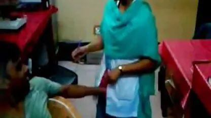 Katja Kassin Versaute Rothaarige gefesselt und Arsch gefickt pornovideos kostenlos