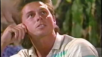 22 GF lässt mich porno videos herunterladen mit ihrer Größe 7,5 Fuß eine CUM-Explosion haben.