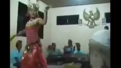 Lesbenfreunde mit großen Titten pornovideos zeigen